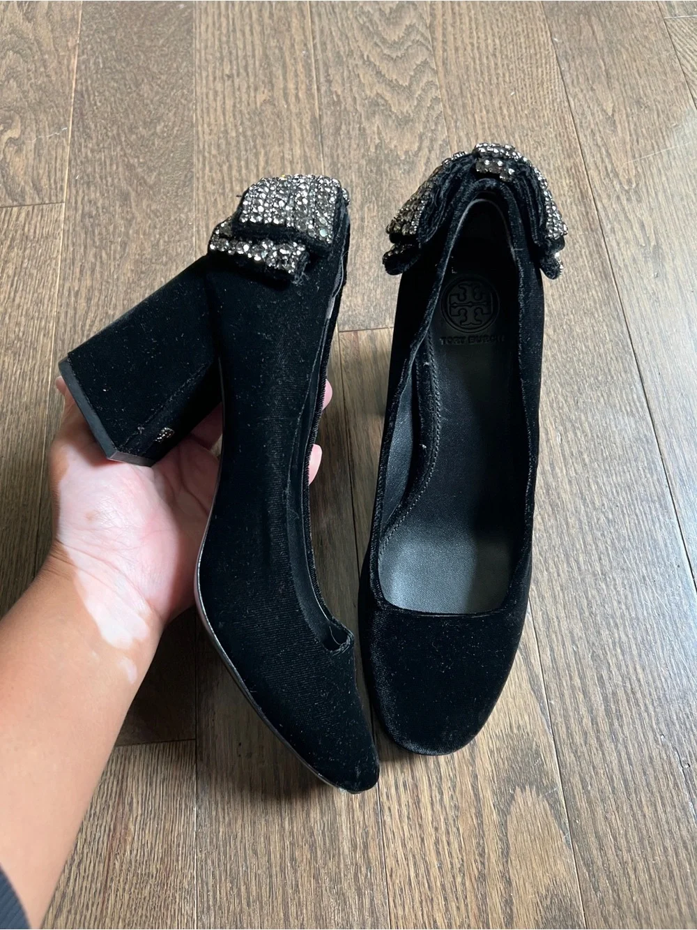 Tory Burch Josephine Black Velvet Block Heel Pumps with Crystal Bow size 6.5